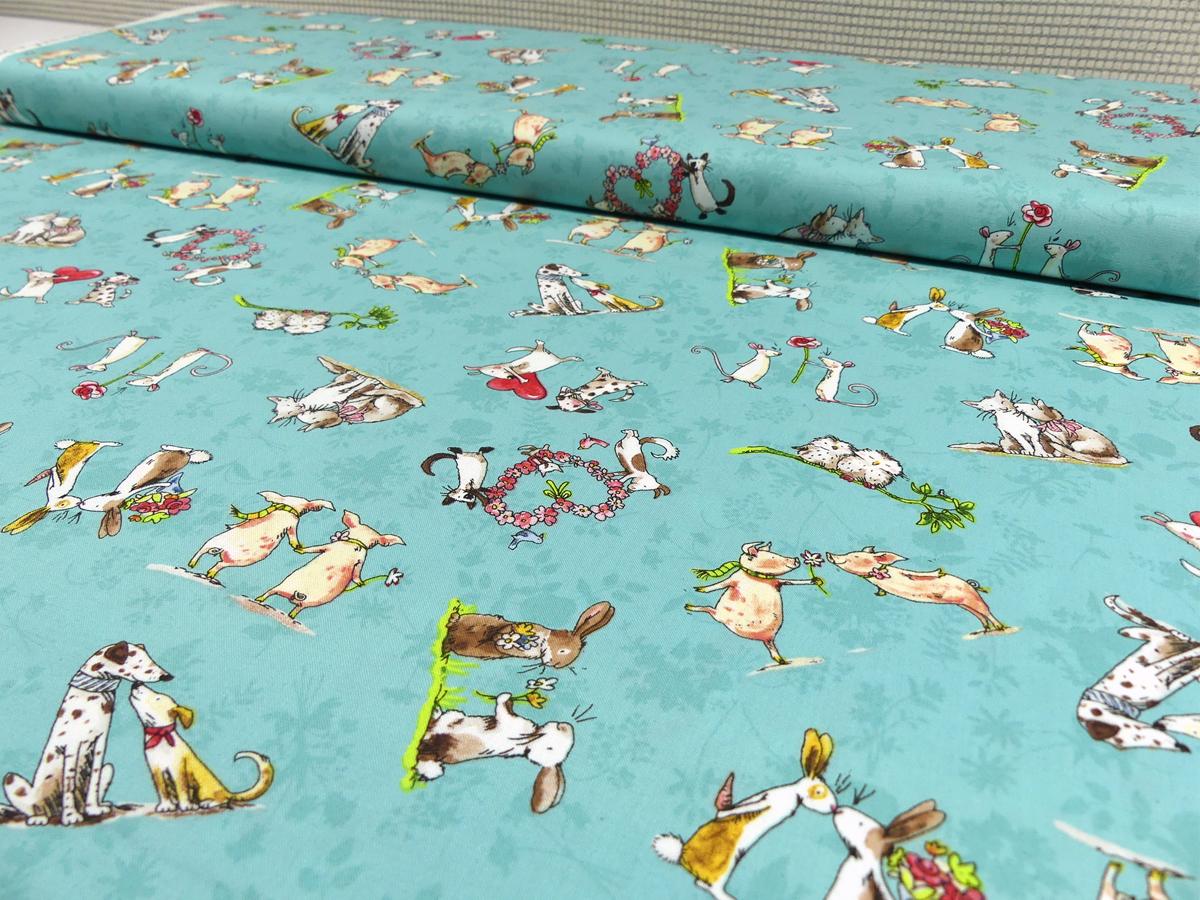 Patchworkstoff in türkis mit Mäusen, Katzen, Hunden und mehr aus der Serie From the Hearts von Clothworks